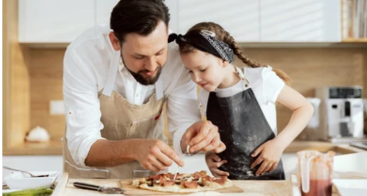 🔥 This Father’s Day, Skip the Socks – Give the Gift of Pizza-Making Magic! 🍕