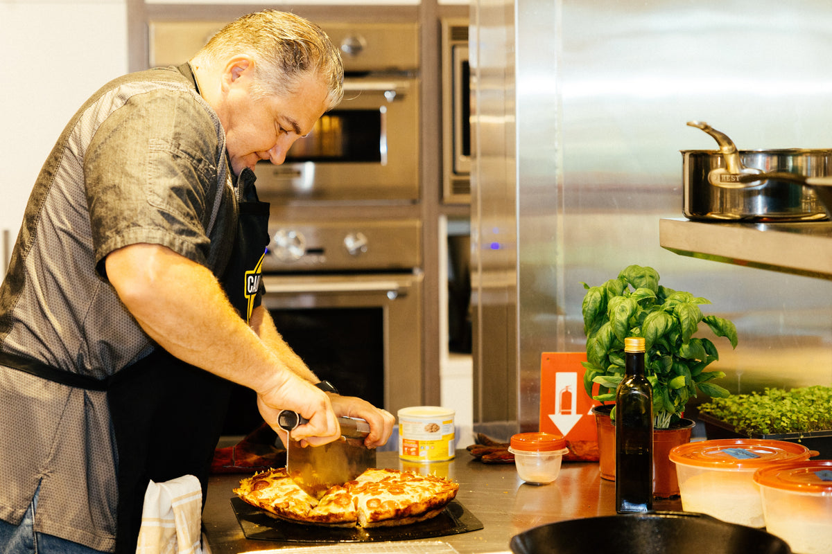 Cast Iron Pizza with Award-Winning Chef Eddie Stalewski (Live - 90 Minutes)
