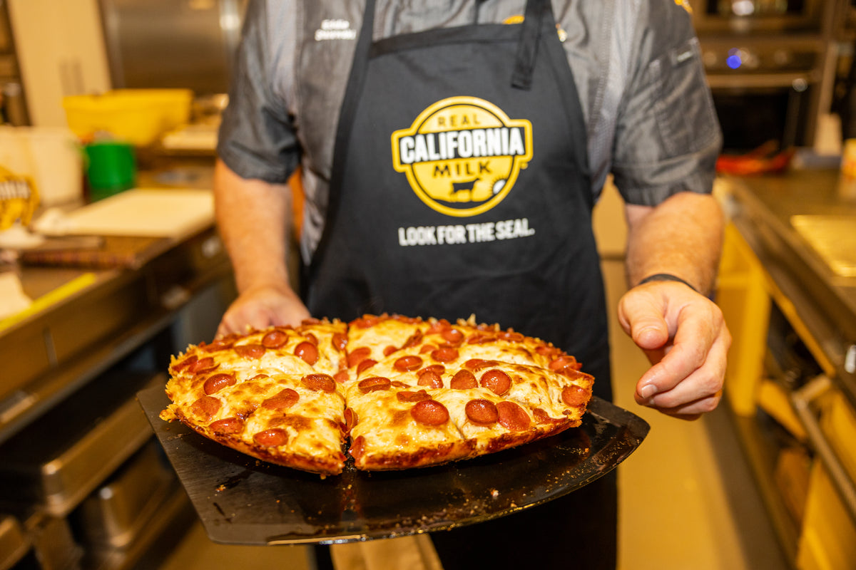Cast Iron Pizza with Award-Winning Chef Eddie Stalewski (Live - 90 Minutes)